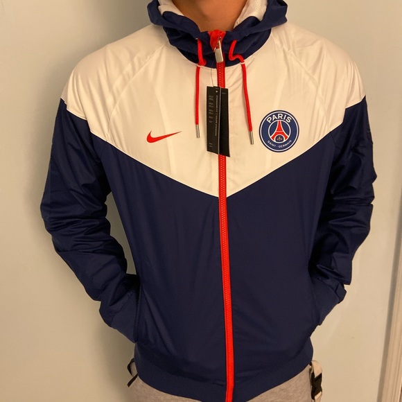 psg nike windrunner